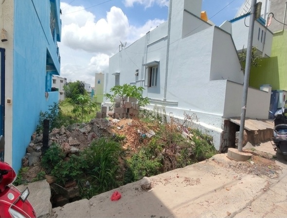 1076 square feet Plot for sale in Avalapalli
