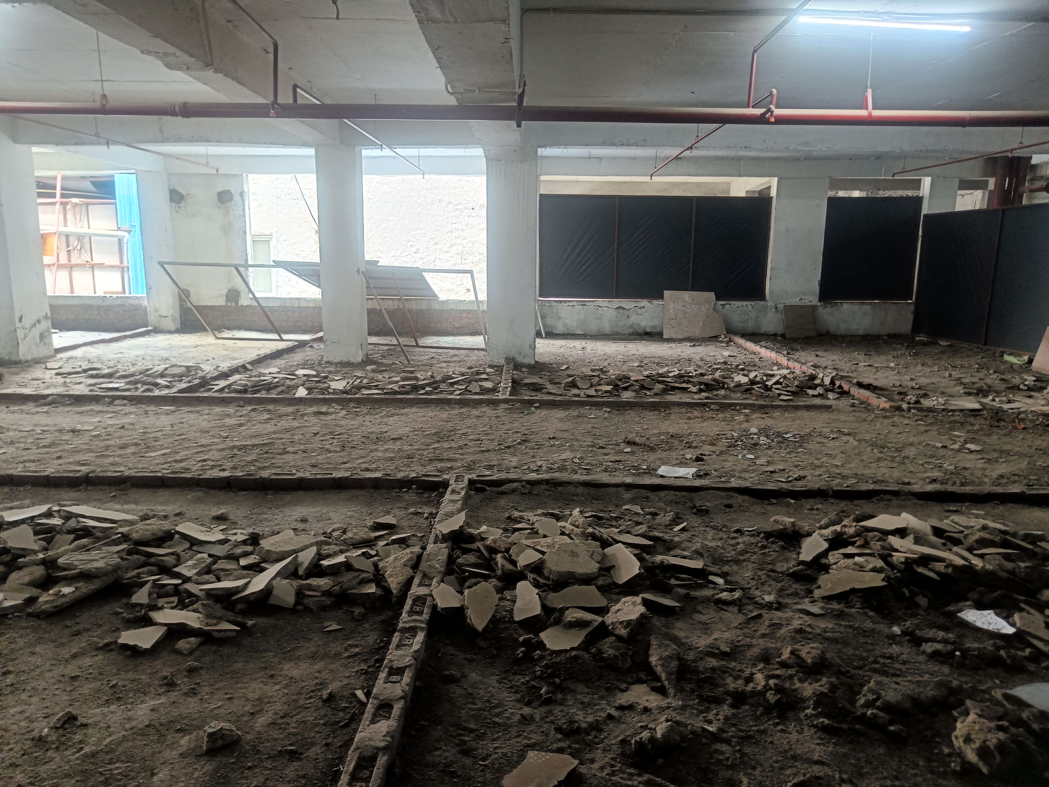 2000 square feet Shops for sale in Noida — photo 4