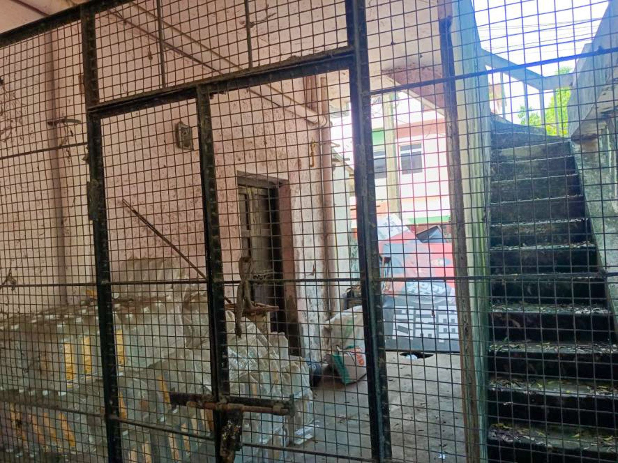 593 square yard Individual House for sale in INDEPENDENT HOUSE., Rajamundry, East Godavari, Andhra Pradesh 533105. Rajamahendravaram — photo 2