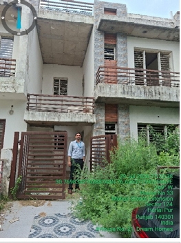 110 square yard Flat for sale in Kharar Kharar