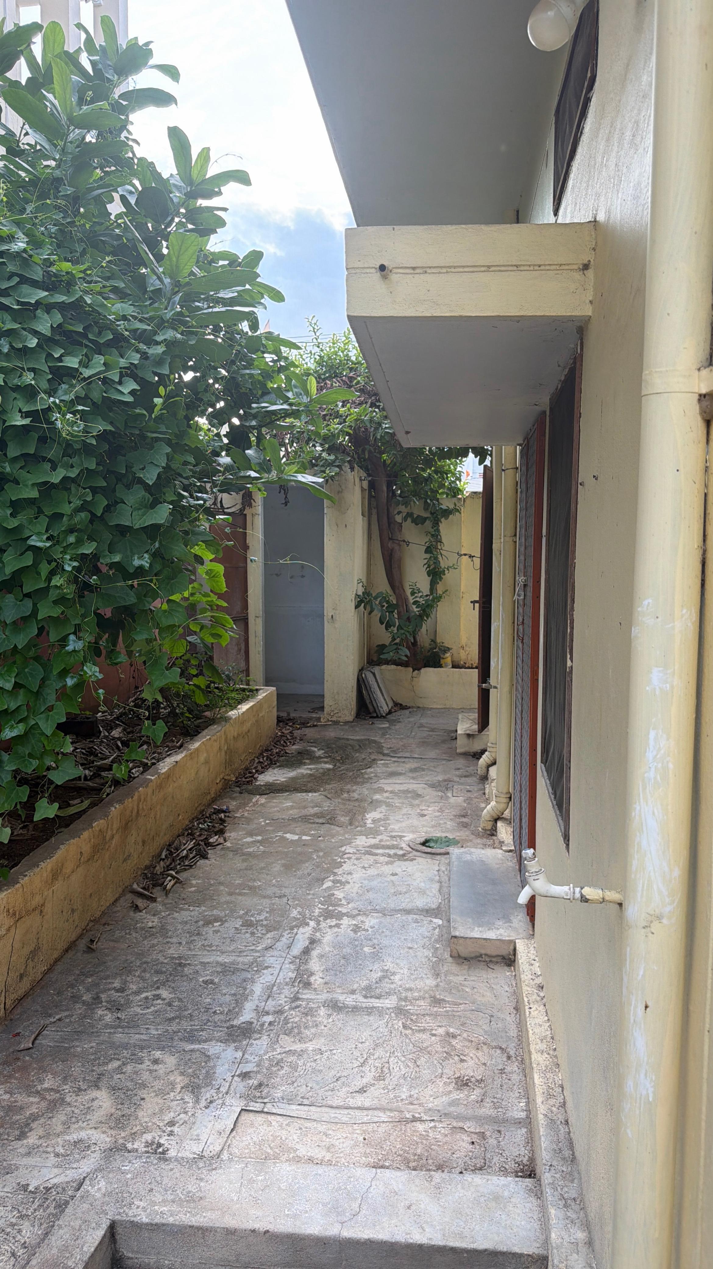 272 square yard Individual House for sale in KARIMNAGAR Karimnagar