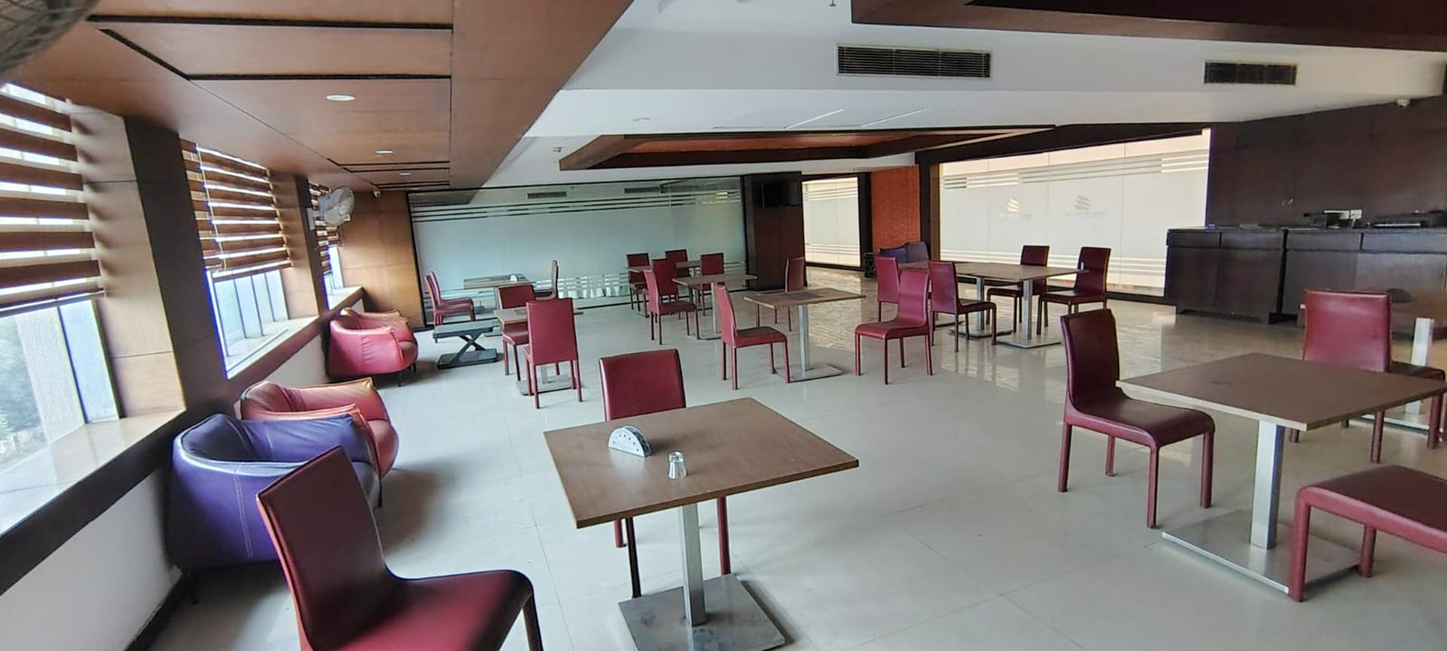 30136 square feet Hotel for sale in Neelam chowk Industrial area, Bhiwadi, Rajasthan Bhiwadi — photo 2