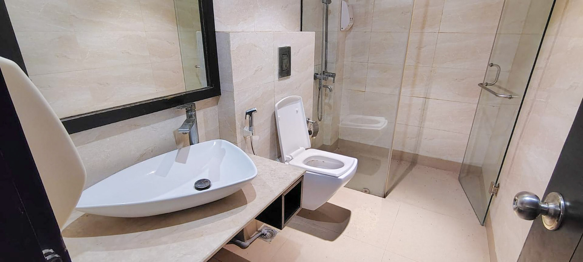 30136 square feet Hotel for sale in Neelam chowk Industrial area, Bhiwadi, Rajasthan Bhiwadi — photo 19