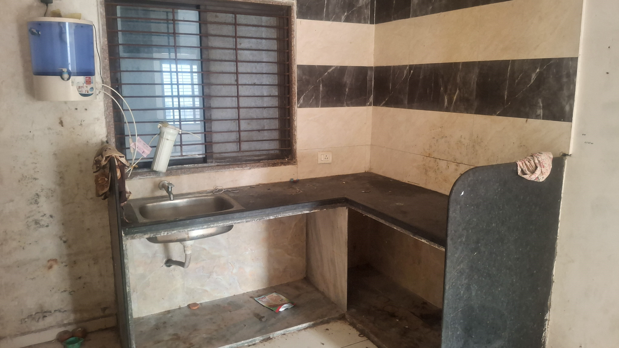 87.73 square meter Flat for sale in gorwa Vadodara