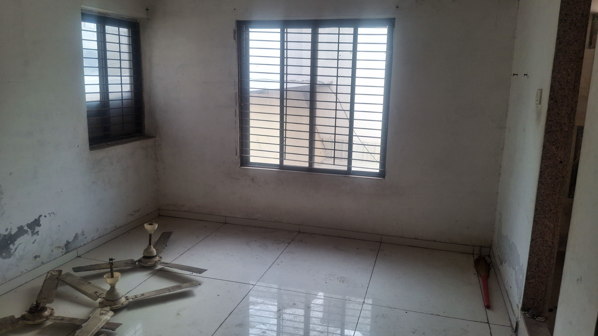 87.73 square meter Flat for sale in gorwa Vadodara — photo 11