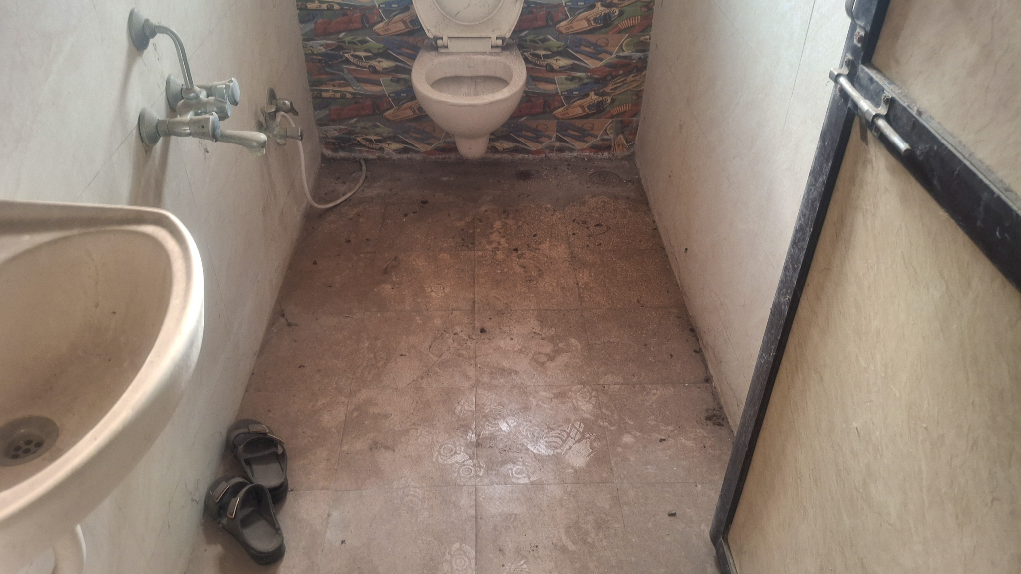 87.73 square meter Flat for sale in gorwa Vadodara — photo 22