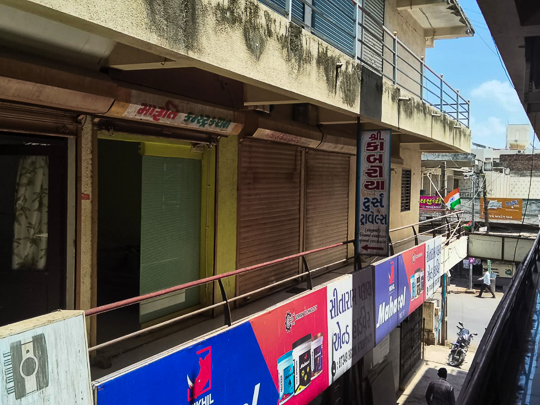 13.92 square meter Shops for sale in Shyam Sundar Complex, Hira Moti Chowk, Amreli Amreli — photo 8
