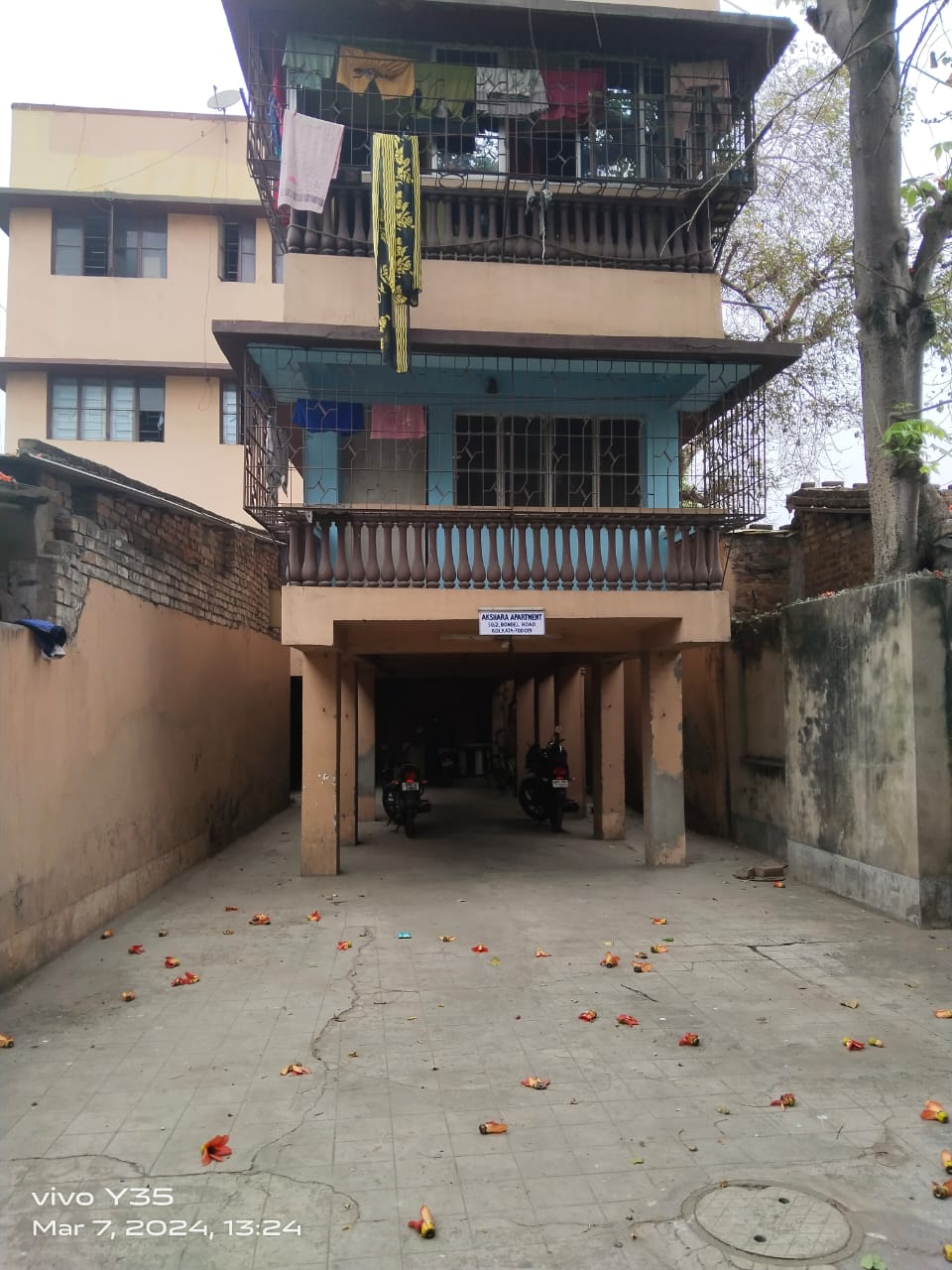 Flat for sale in Kolkata — photo 1