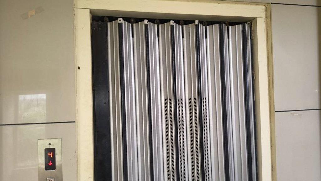3 BHK Flat for sale in Aadesh Apartment, Rajkot Rajkot — photo 41