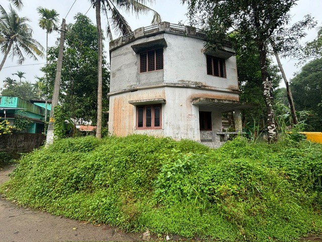 Individual House for sale in Guruvayur Brahmakulam