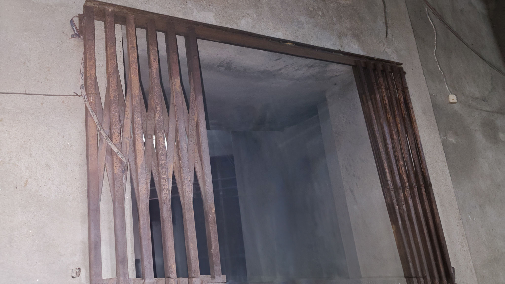 750 square feet Flat for sale in Liluah Chamrail — photo 4