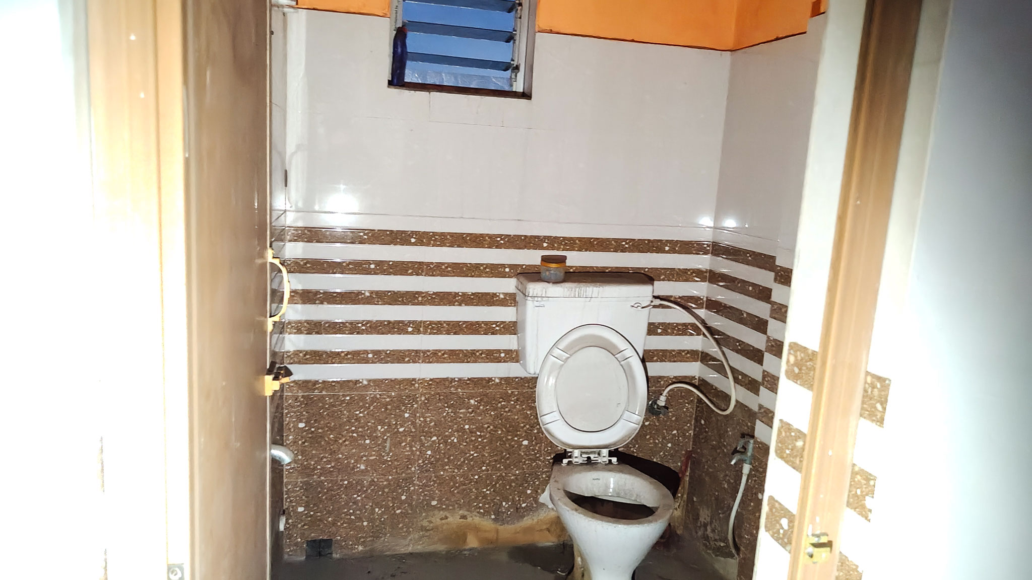 750 square feet Flat for sale in Liluah Chamrail — photo 12
