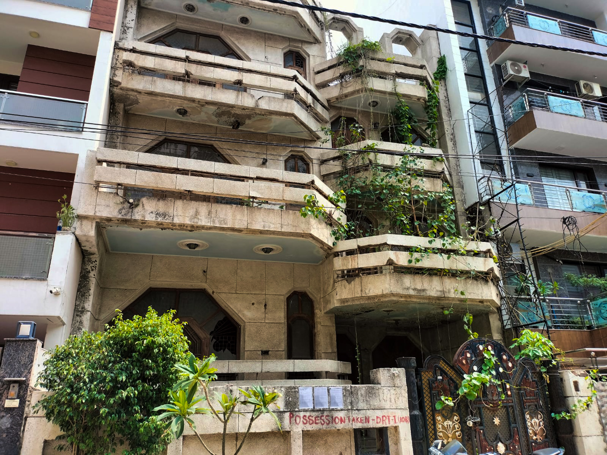 200 square yard Individual House for sale in New Delhi — photo 2