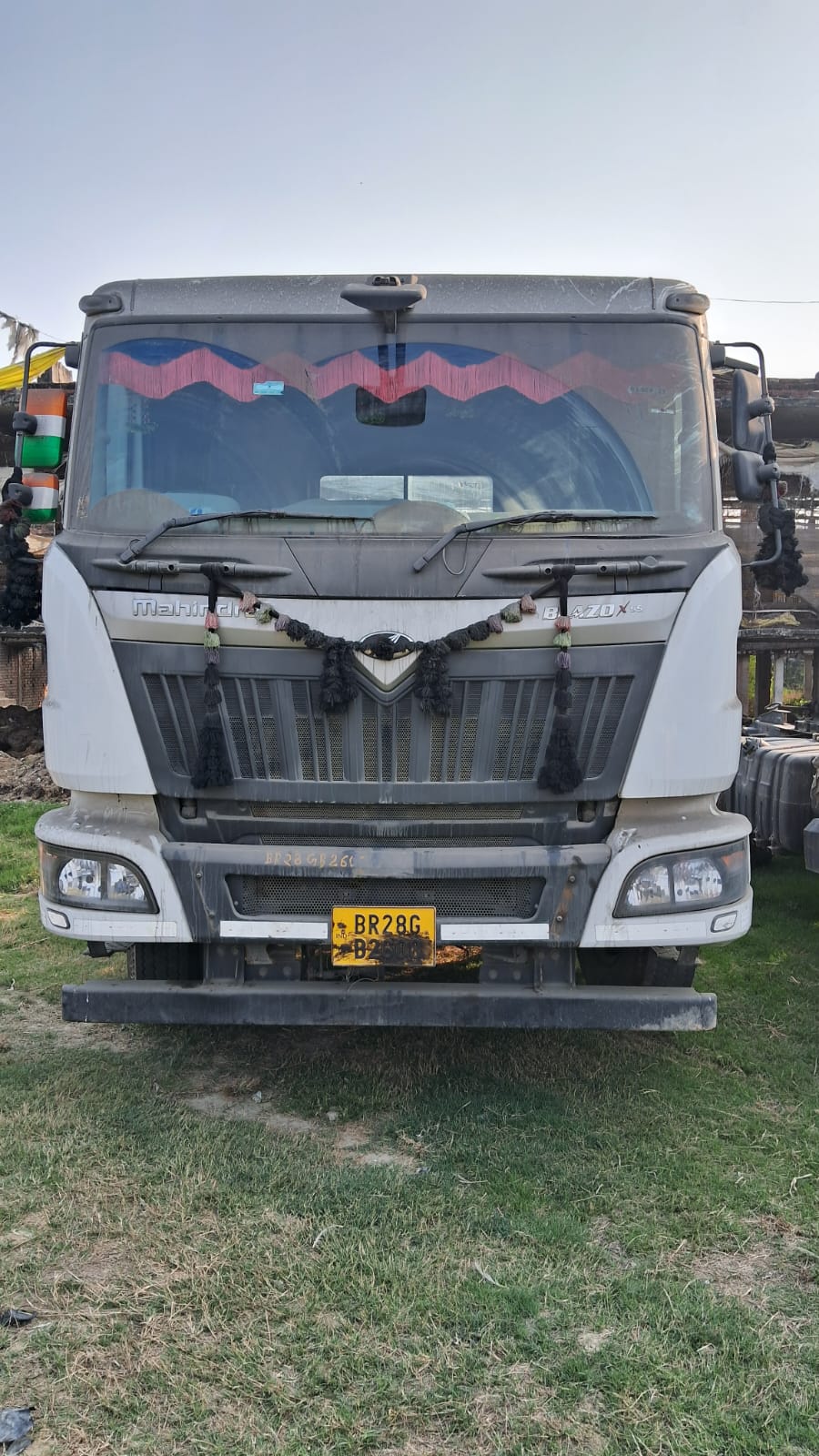 TRUCK WITHOUT TRAILER MAHINDRA BLAZO55TR BS6 36 CLCB RC NO.BR28GB2608 for sale in Gorakhpur — photo 1