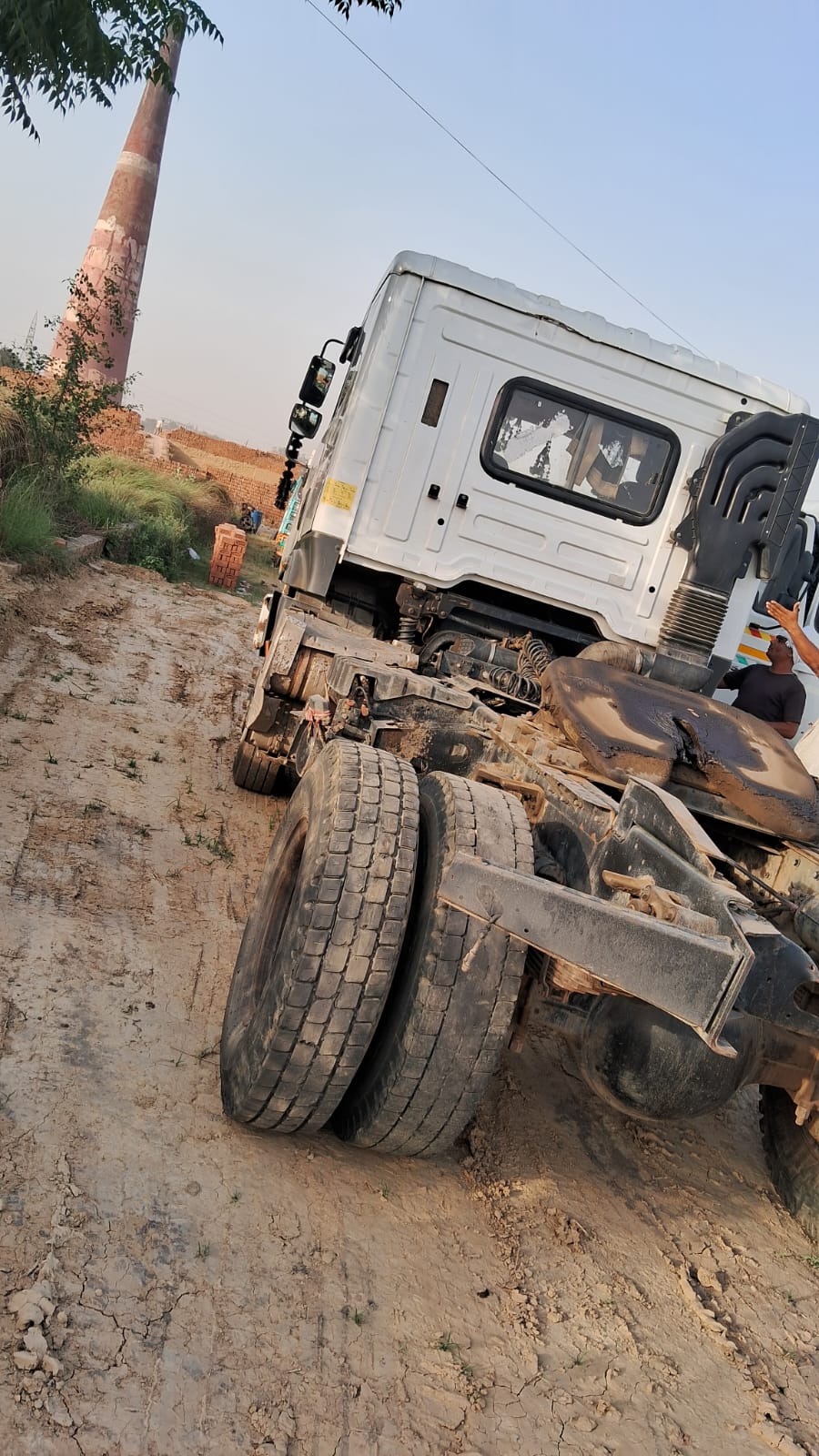 MAHINDRA & MAHINDRA BLAZO TRUCK RC NO.BR28GA9341(WITHOUT TRAILLER) for sale in Gorakhpur — photo 2