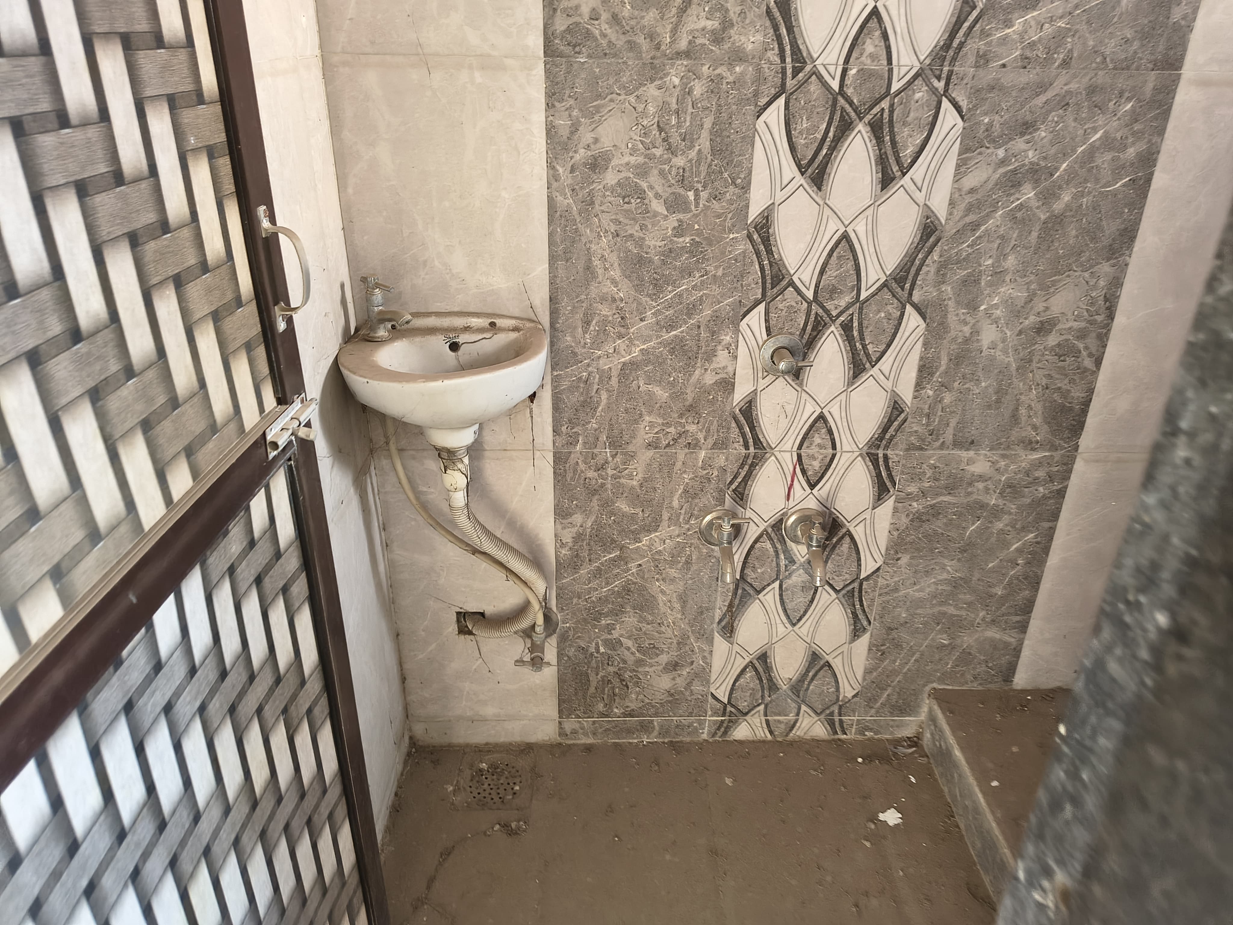 Flat for sale in ASHOPALAV PARK-2, ROLEX ROAD, KOTHARIYA ROAD, RAJKOT Kothariya — photo 6
