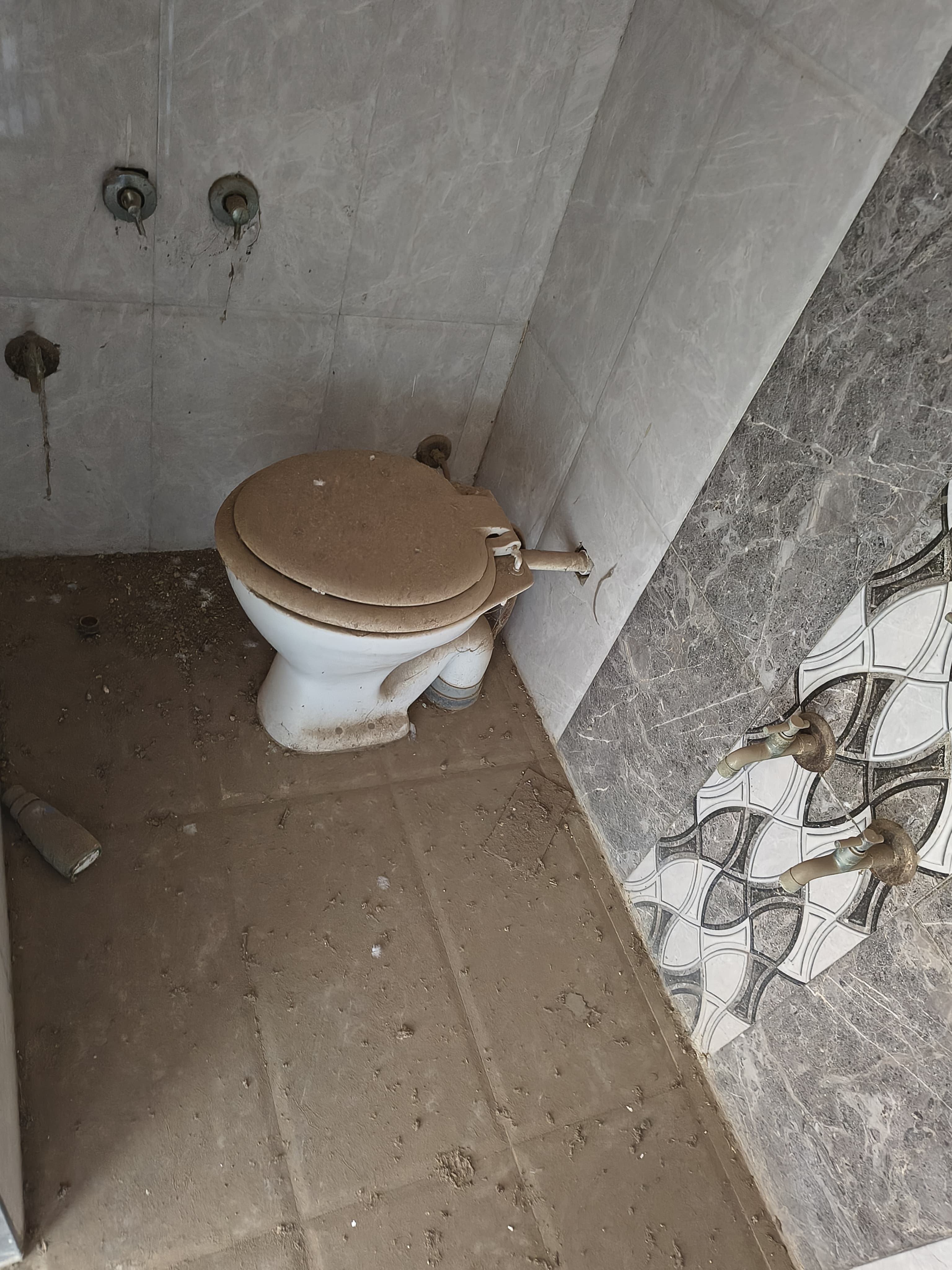 Flat for sale in ASHOPALAV PARK-2, ROLEX ROAD, KOTHARIYA ROAD, RAJKOT Kothariya
