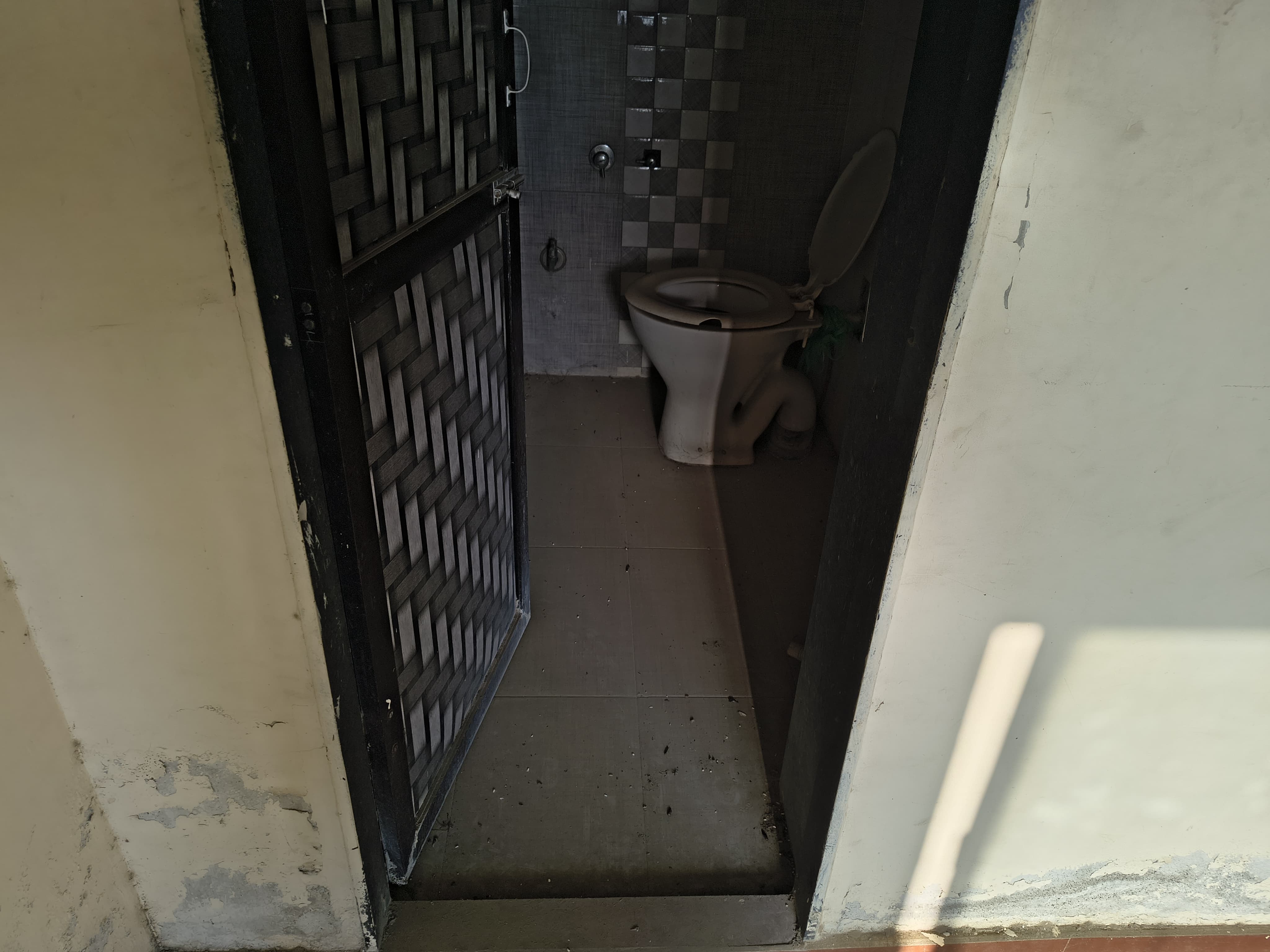Flat for sale in ASHOPALAV PARK-2, ROLEX ROAD, KOTHARIYA ROAD, RAJKOT Kothariya — photo 16