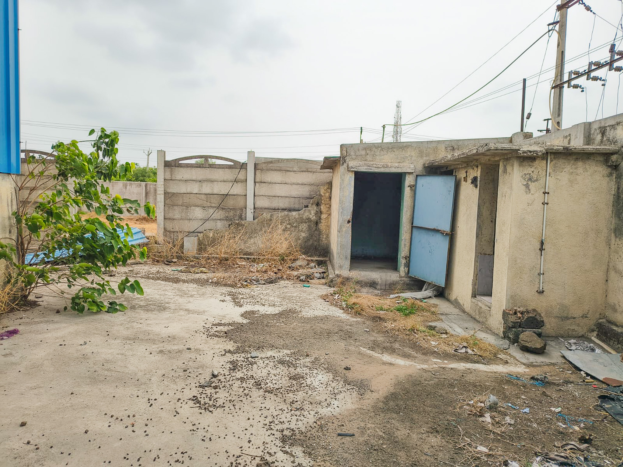 Industrial Shed for sale in Jamwadi, GIDC-ll, Tal-Gondal, Dist.-Rajkot Gondal