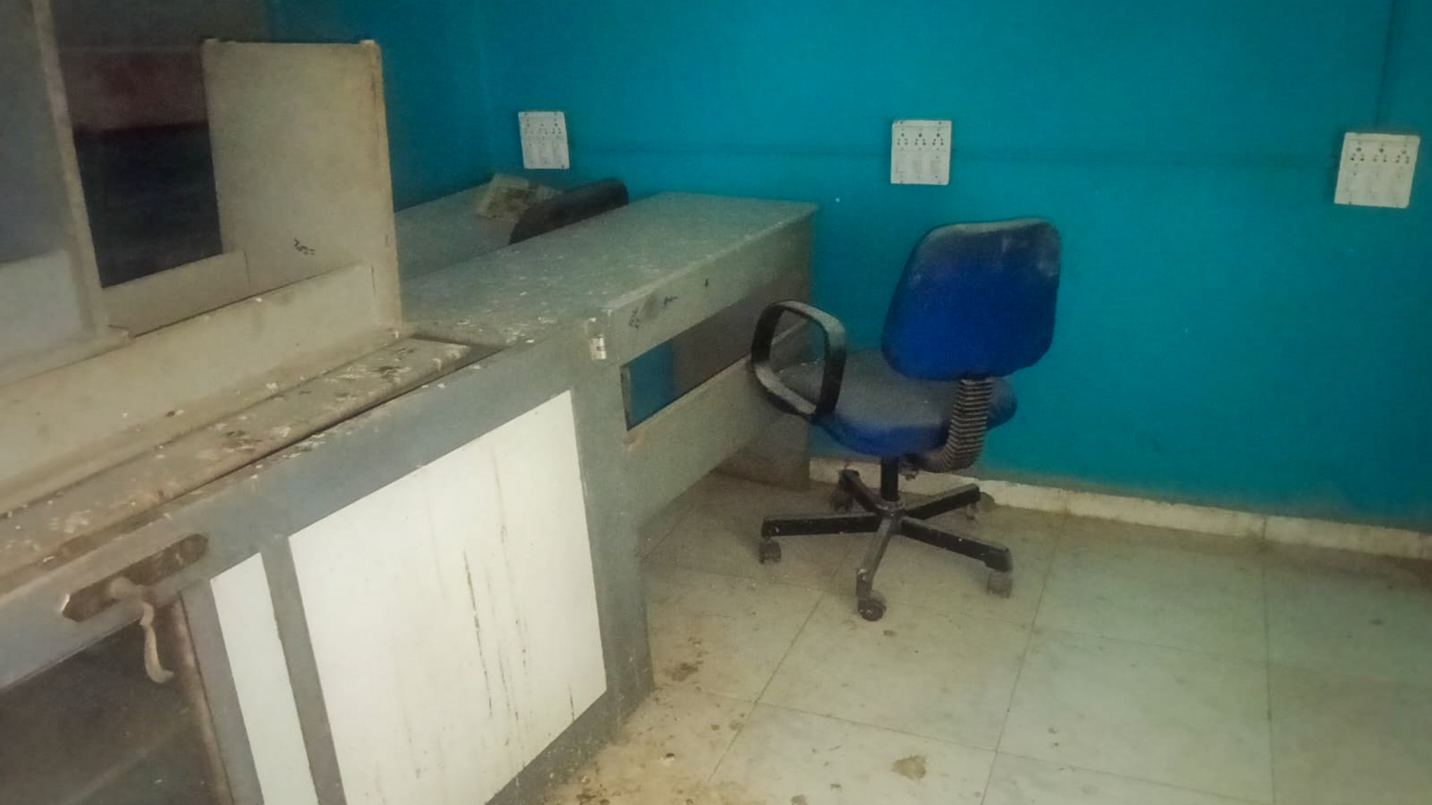860.04 square feet Office for sale in URBAN Ahmedabad — photo 7