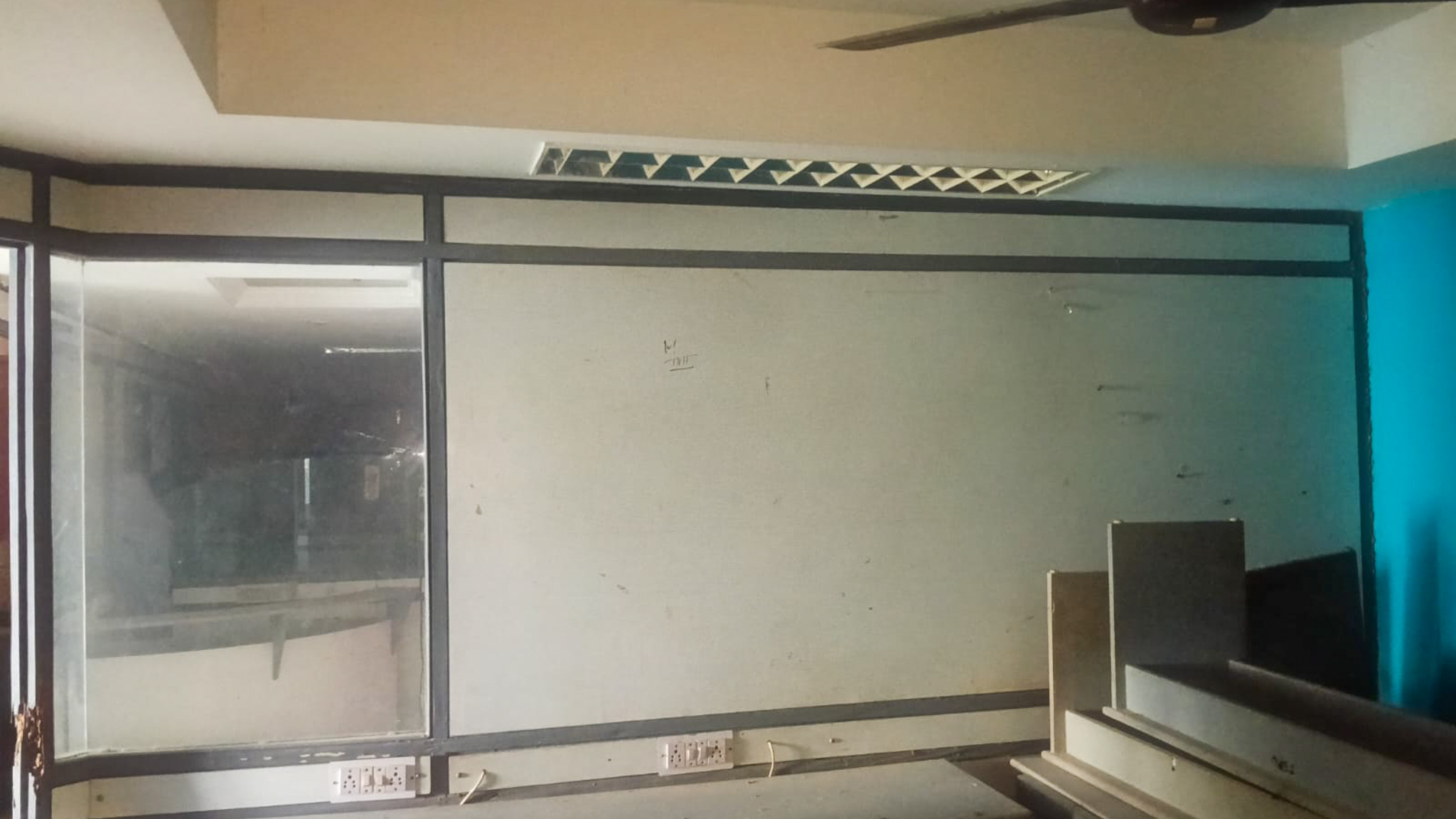 860.04 square feet Office for sale in URBAN Ahmedabad — photo 8