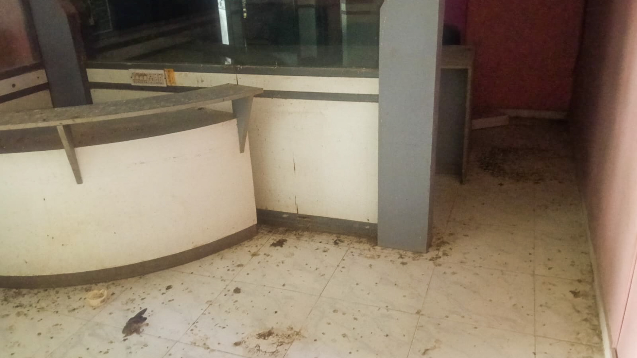 860.04 square feet Office for sale in URBAN Ahmedabad — photo 1