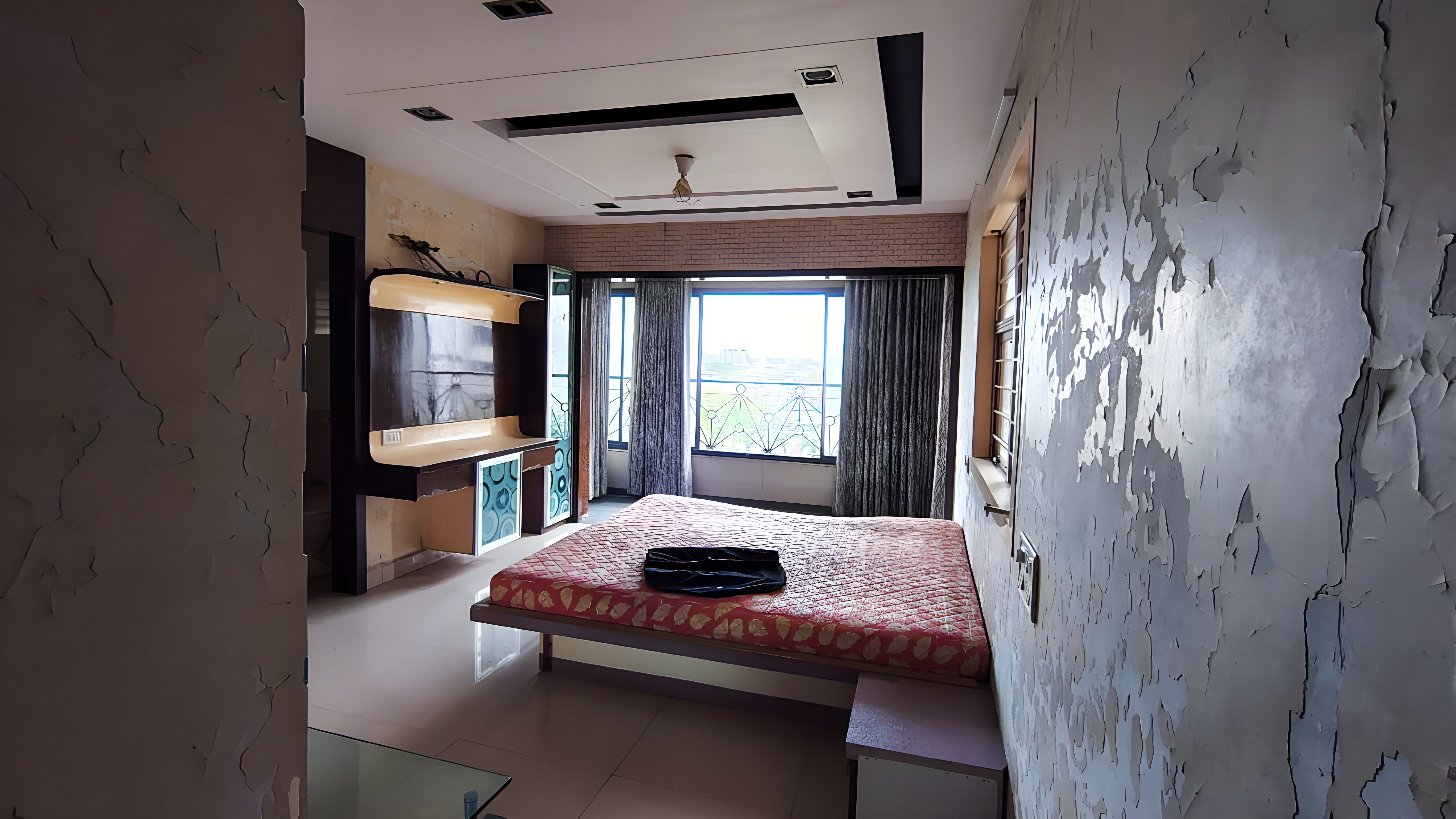 1833 square feet Flat for sale in Surat — photo 9