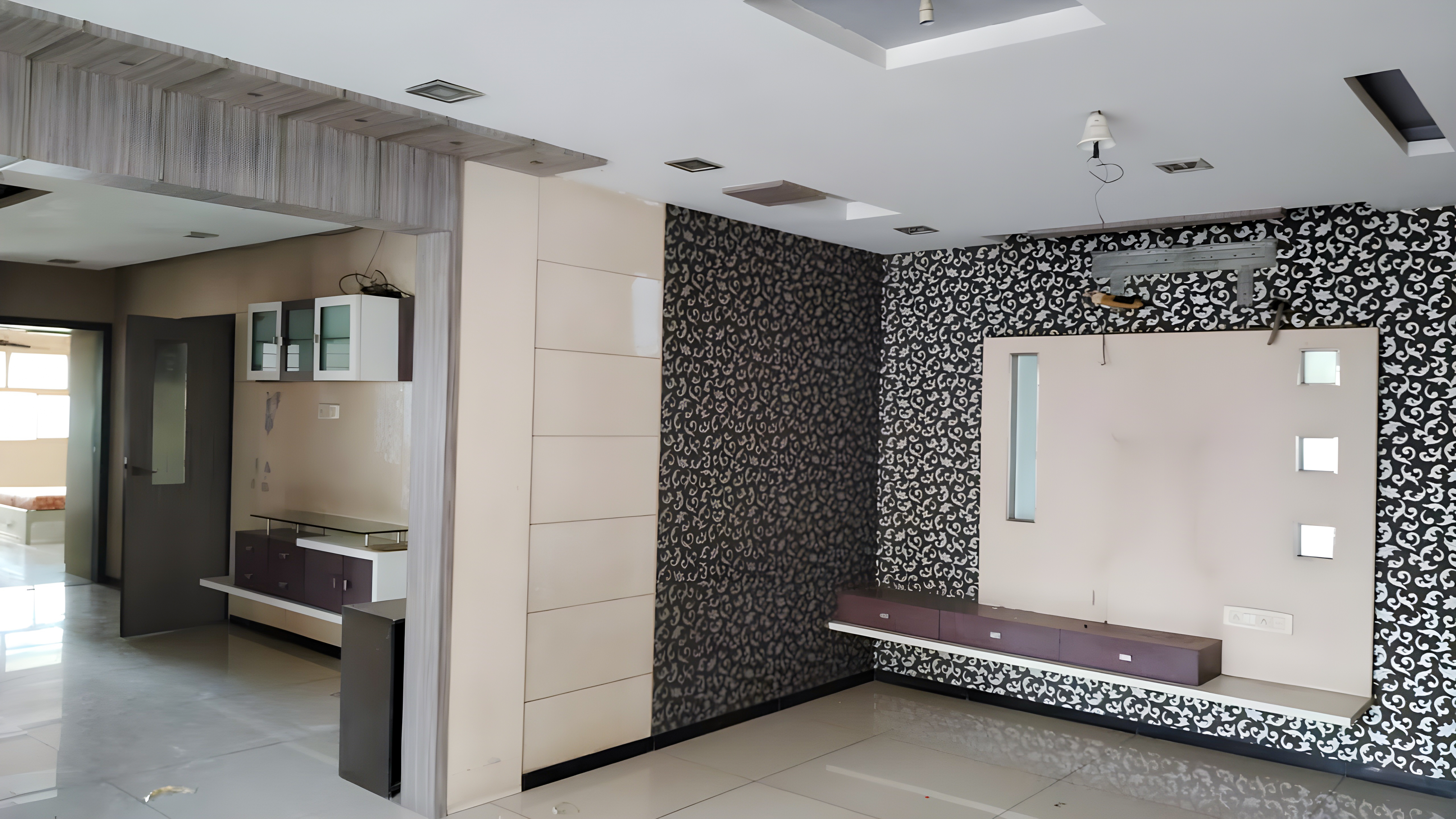 1833 square feet Flat for sale in Surat — photo 16