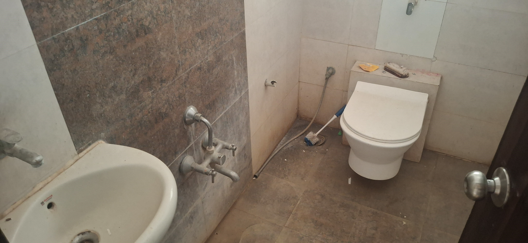 58.52 square meter Flat for sale in Vadodara — photo 3