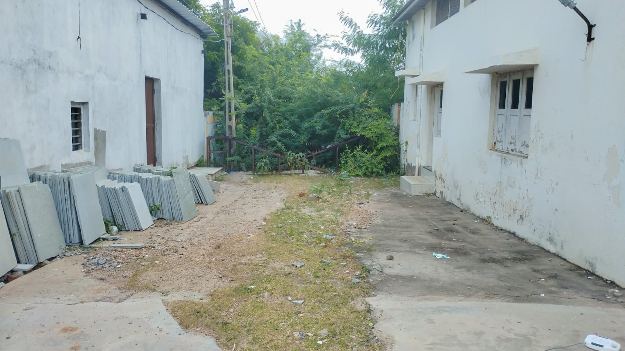 Shops for sale in DUDHREJ ROAD SURENDRANAGAR DHRANGANDHRA HIGHWAY Surendranagar — photo 8