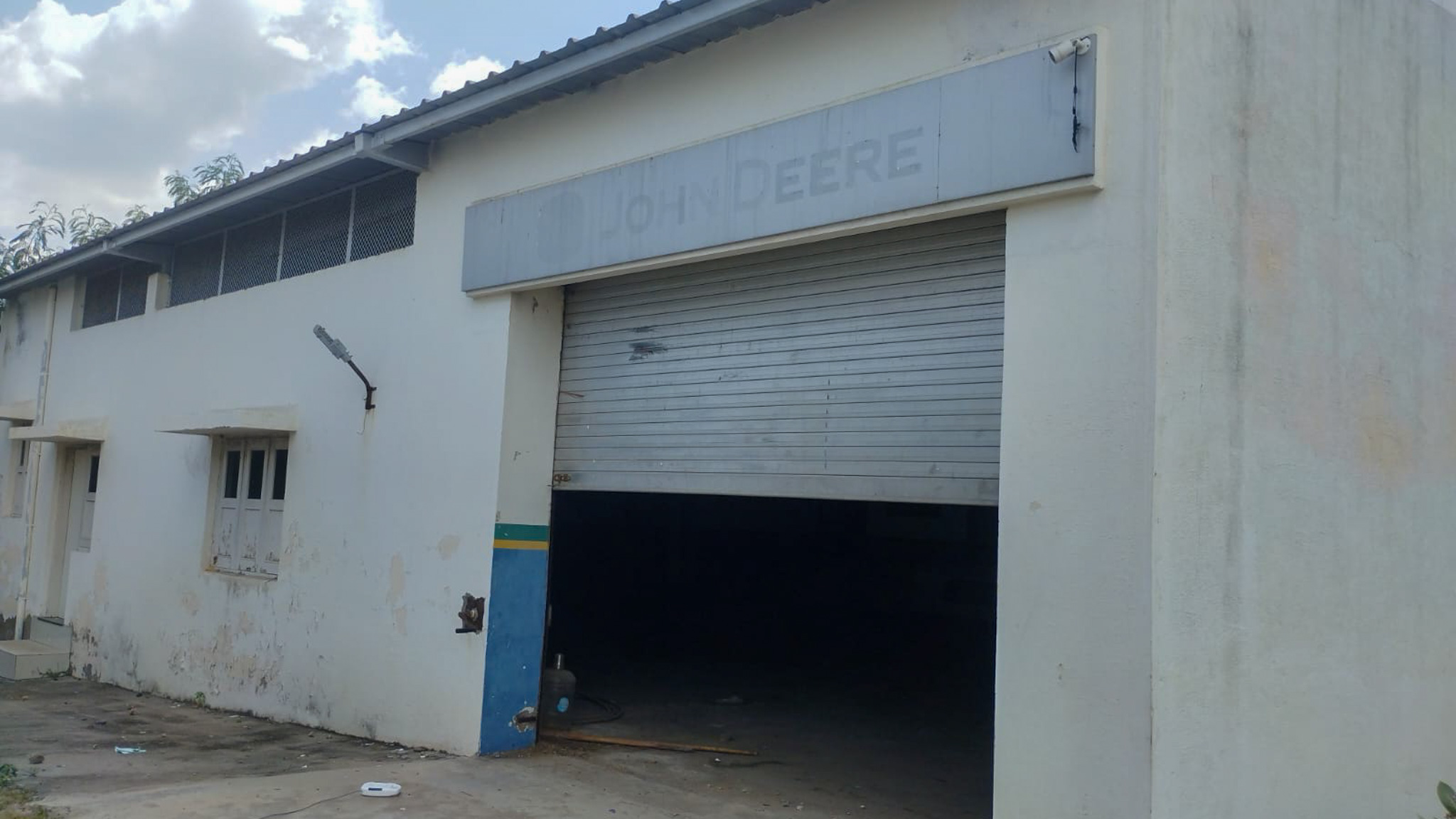 Shops for sale in DUDHREJ ROAD SURENDRANAGAR DHRANGANDHRA HIGHWAY Surendranagar — photo 9