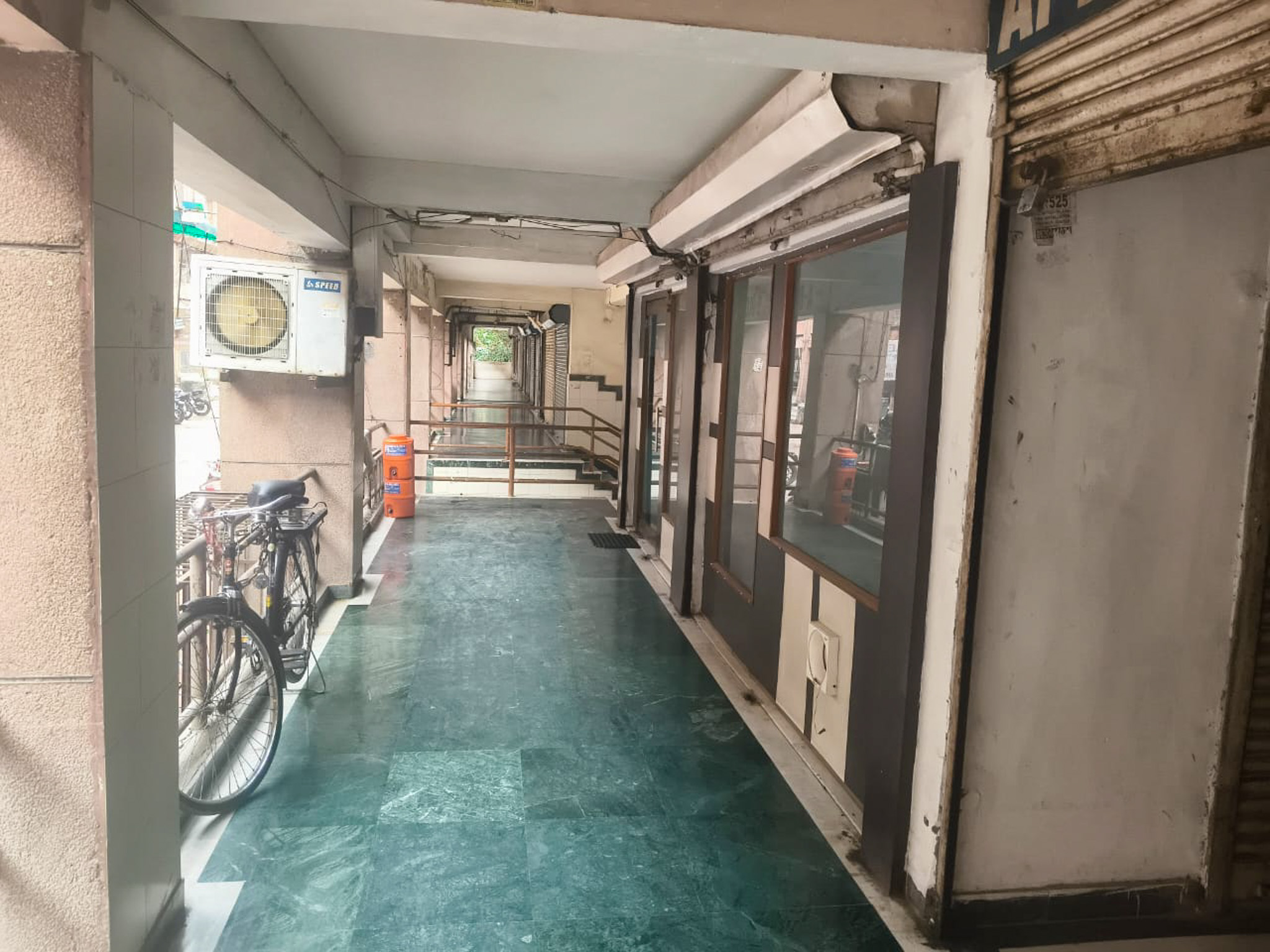 1217.33 square feet Shops for sale in New Delhi — photo 8