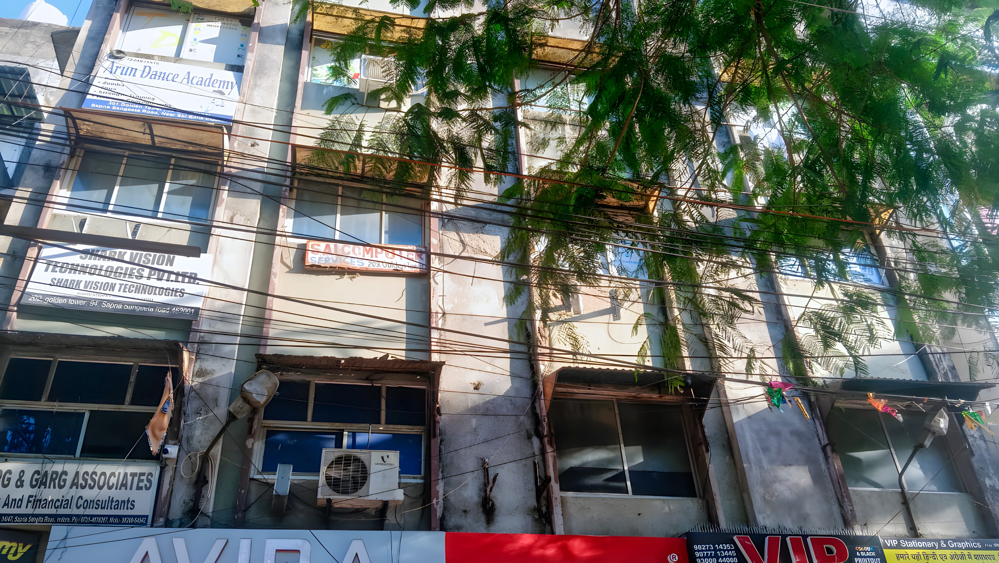 Flat for sale in Golden Tower, GOLDEN TOWER, SAPNA SANGEETA MAIN ROAD Indore