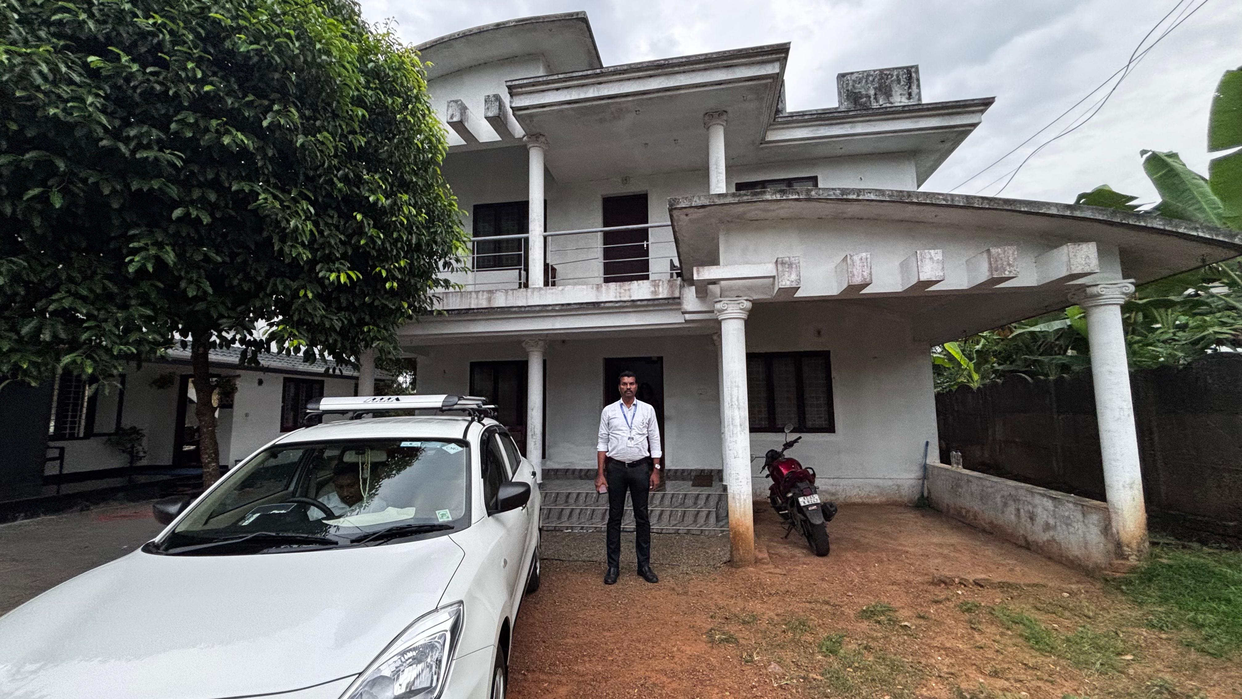 Individual House for sale in Amballur