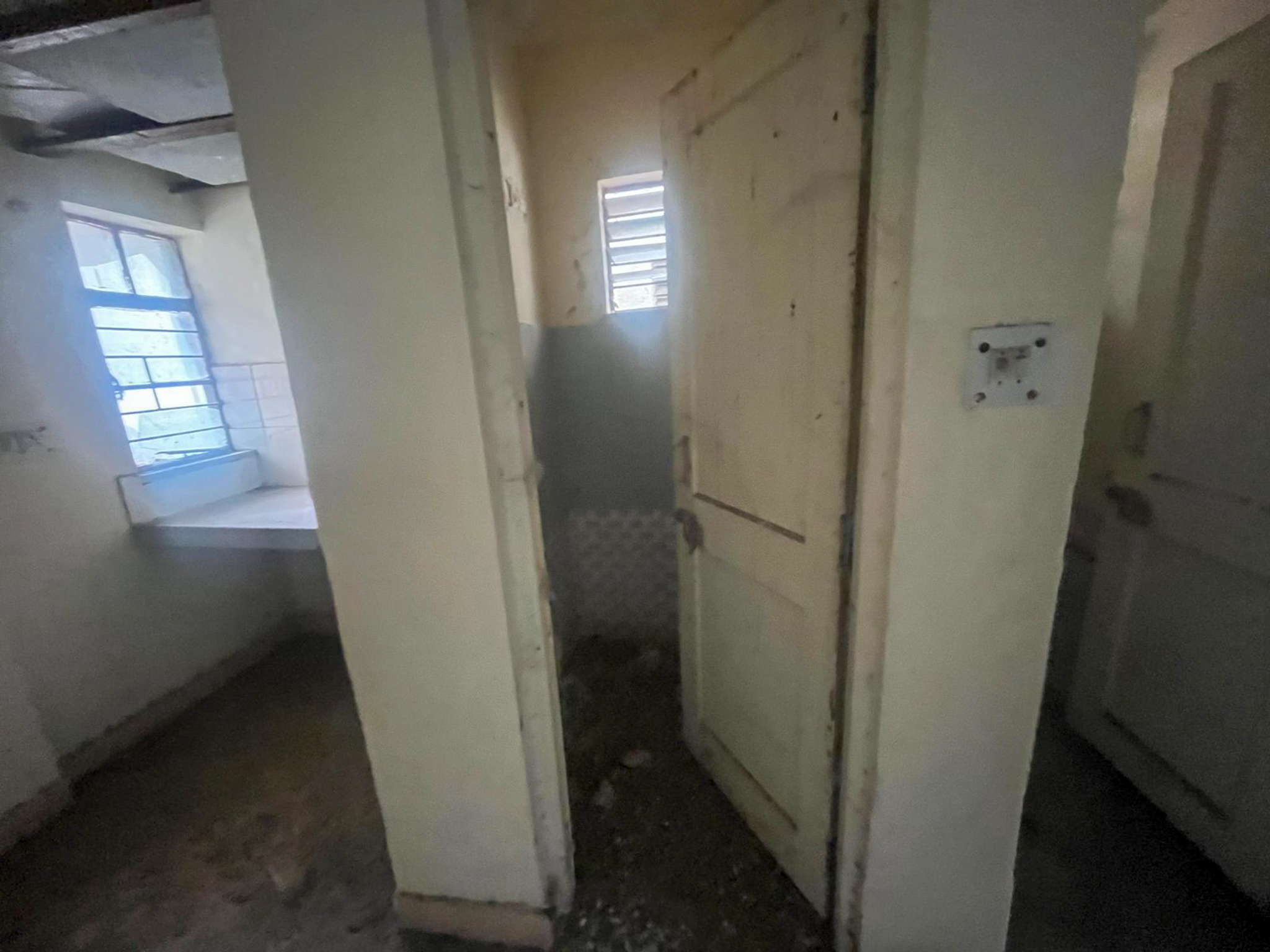 472 square feet Flat for sale in Narela New Delhi — photo 7