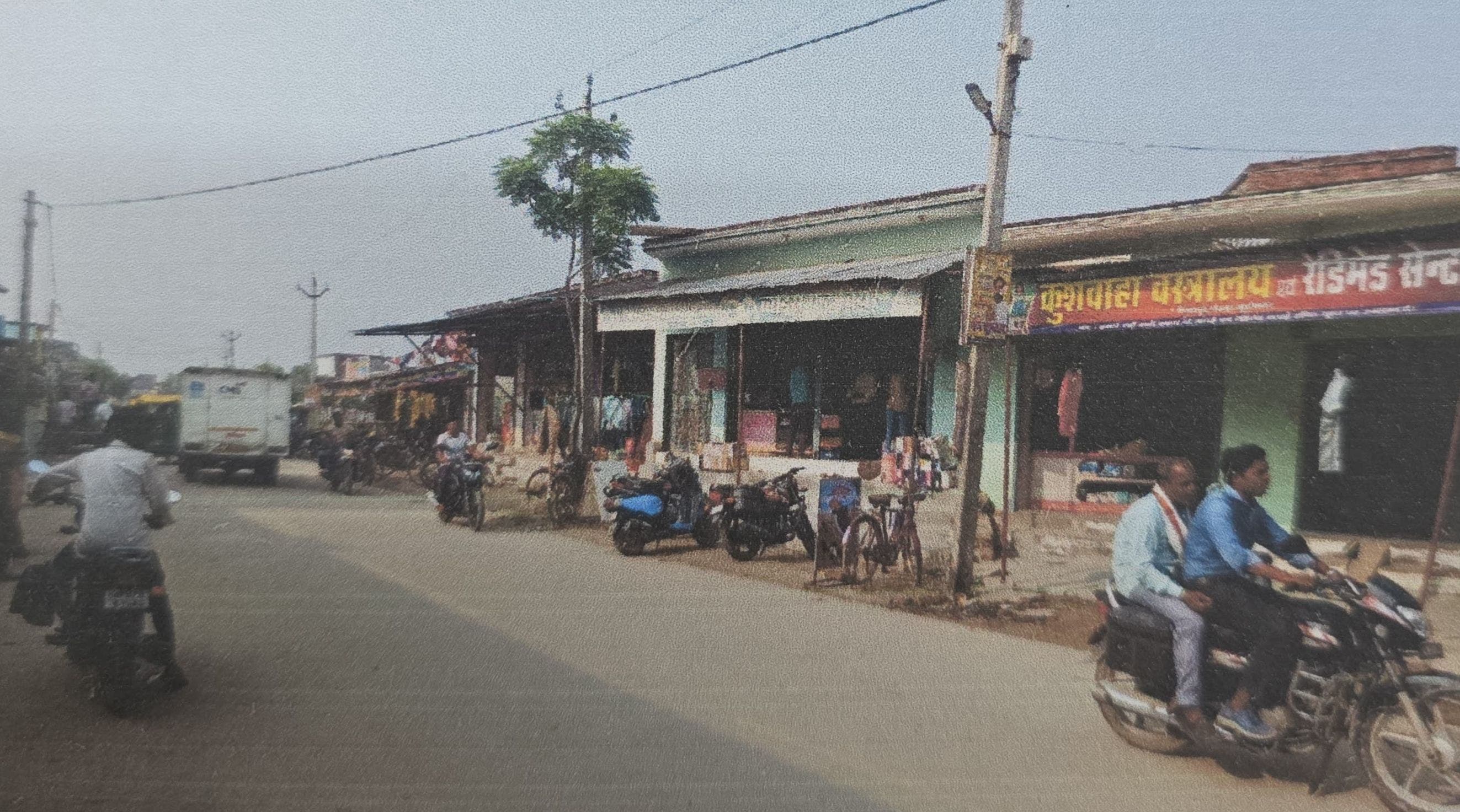980.1 square feet Shops for sale in Kushinagar — photo 2