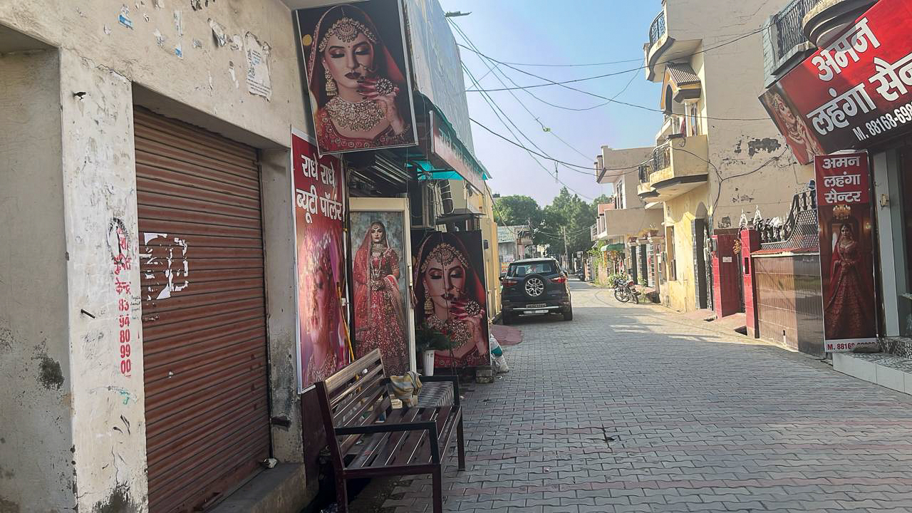 30.5 square yard Shops for sale in NEAR POLICE STATION THANACHAPPAR Mustafabad — photo 2