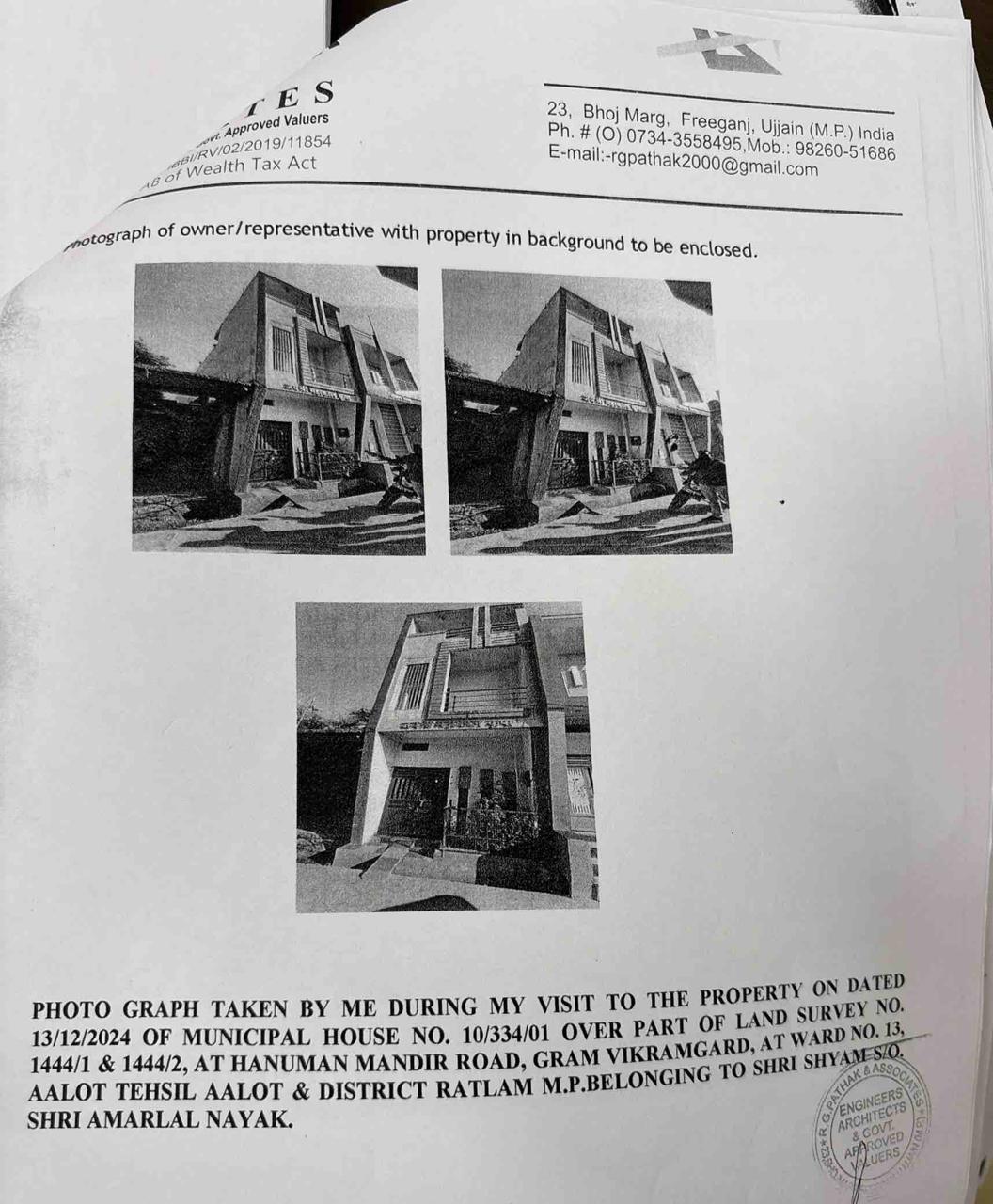 Individual House for sale in BEHIND HANUMAN MANDIR TEHSIL-ALOT Alot