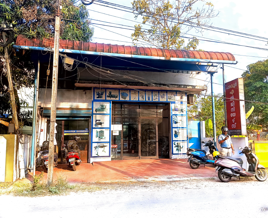 1000 square feet Shops for sale in PARAVUR Kedamangalam
