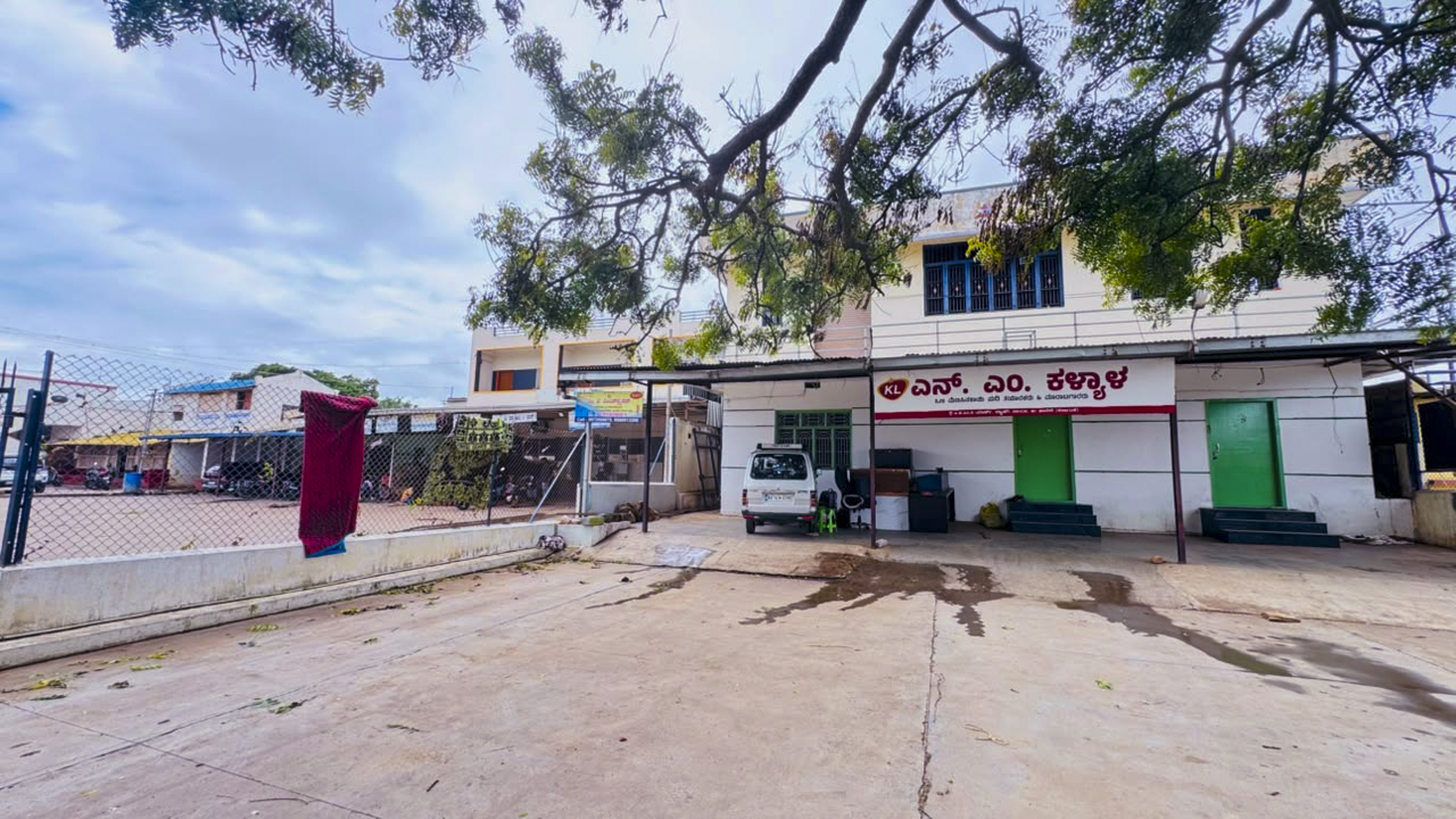Office for sale in R S NO 196/B PLOT NO 11/1 AT GURUDATTA COLONY BEHIND NEKAR APMC MARKET BYADAGI TQ HAVERI 581106 Byadgi — photo 17