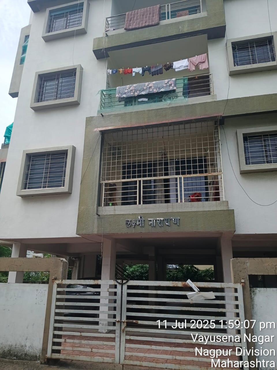 Flat for sale in LAXMI NARAYAN APARTMENT, NEAR WHITE HOUSE BUNGALOW , HILL VIEW SOCIETY,DABHA Nagpur — photo 1