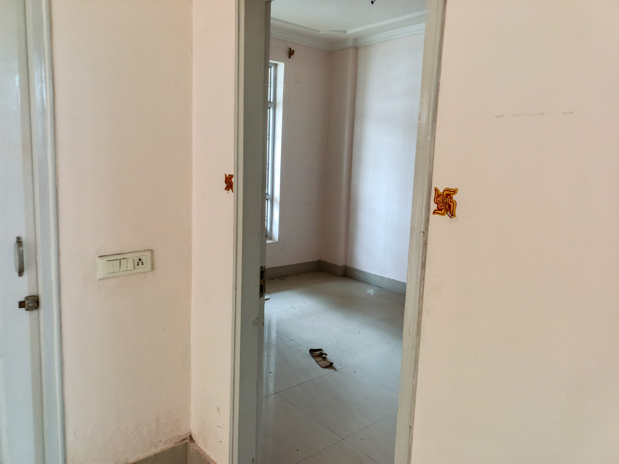 92.14 square meter Flat for sale in IIE Kashipur — photo 8