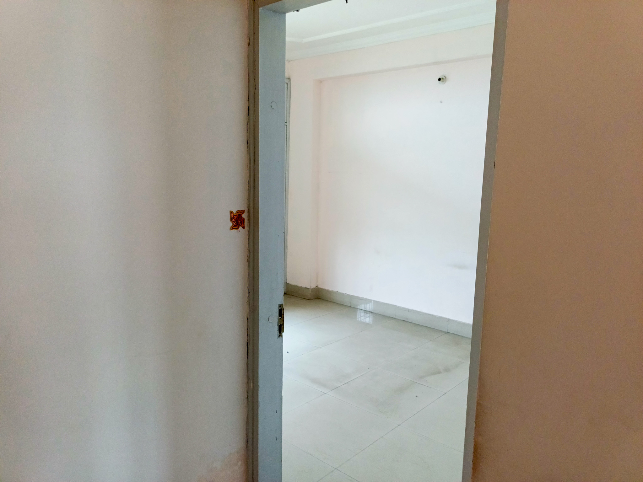 92.14 square meter Flat for sale in IIE Kashipur — photo 5