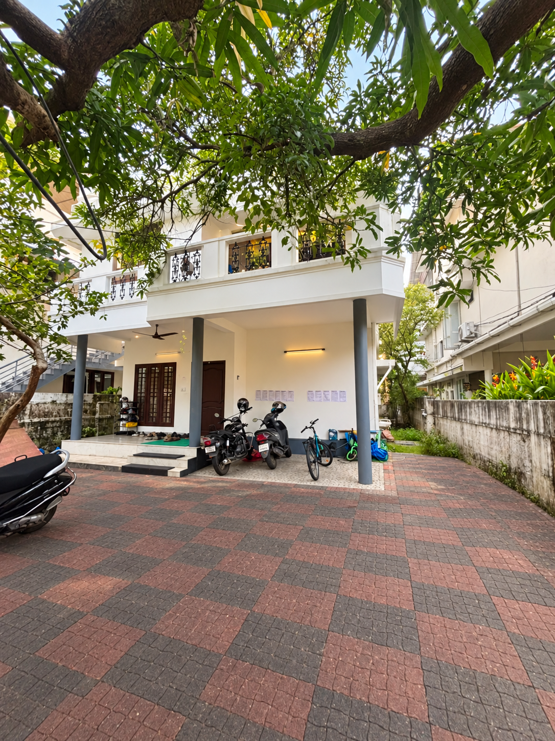 3 BHK Individual House for sale in ELAMAKKARA Kochi — photo 1