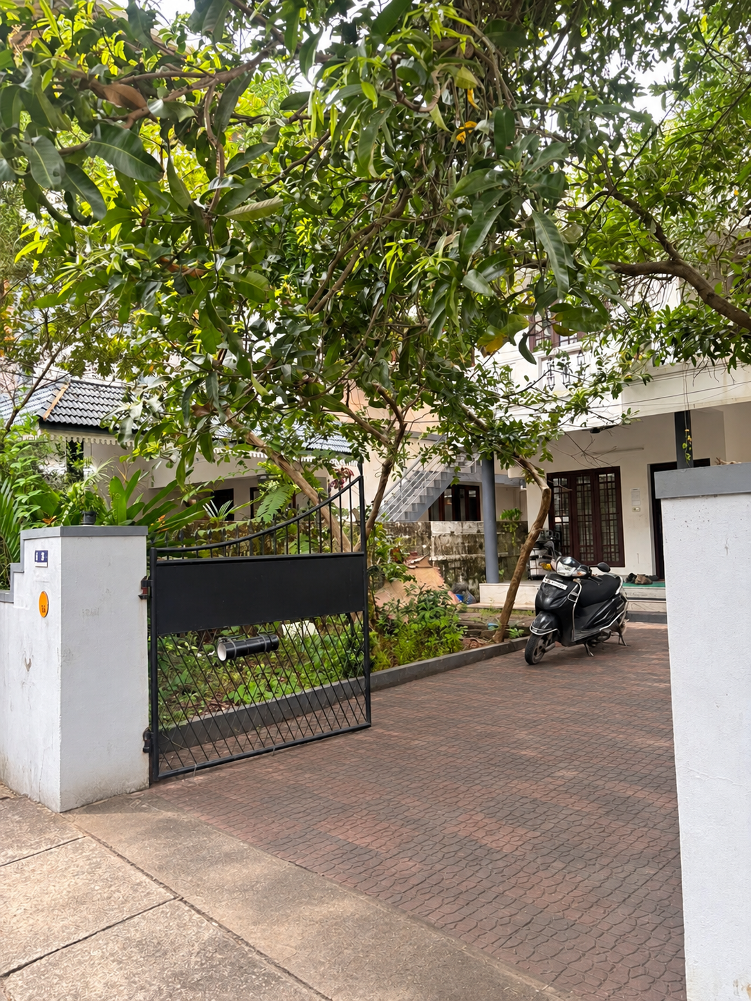 3 BHK Individual House for sale in ELAMAKKARA Kochi — photo 3