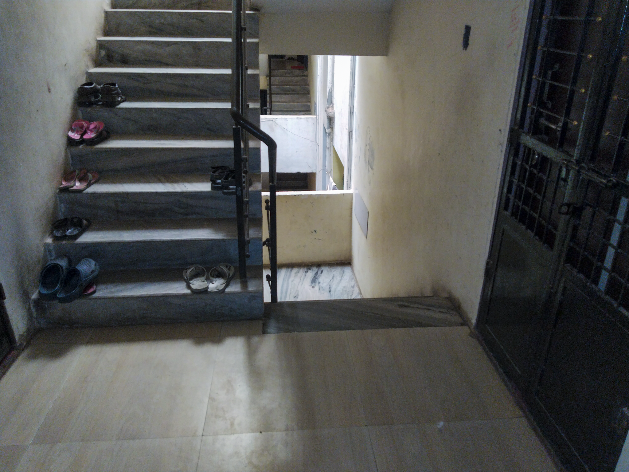 445.09 square feet Flat for sale in Vadodara — photo 2