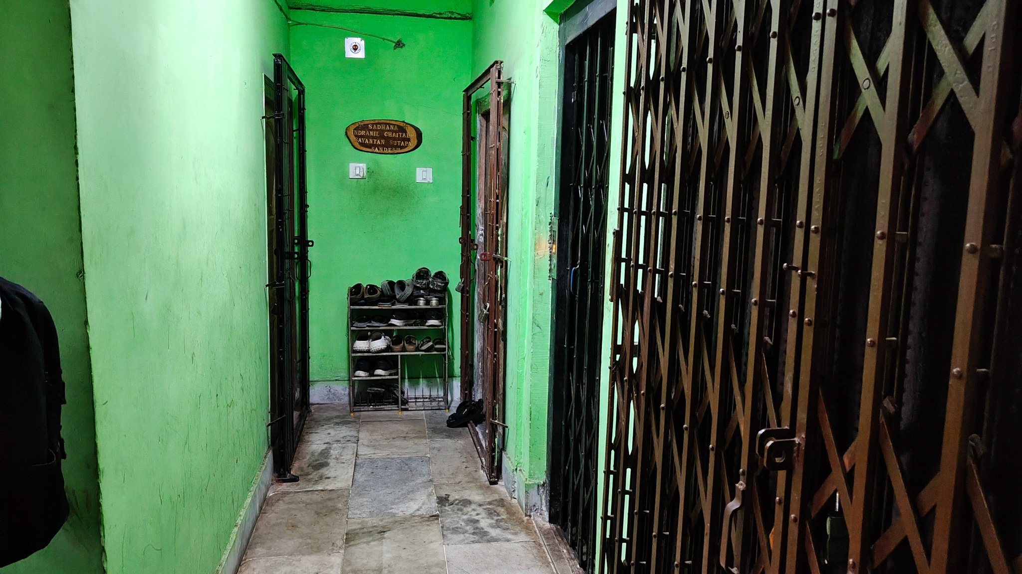2 BHK Flat for sale in SALKIA Howrah — photo 11
