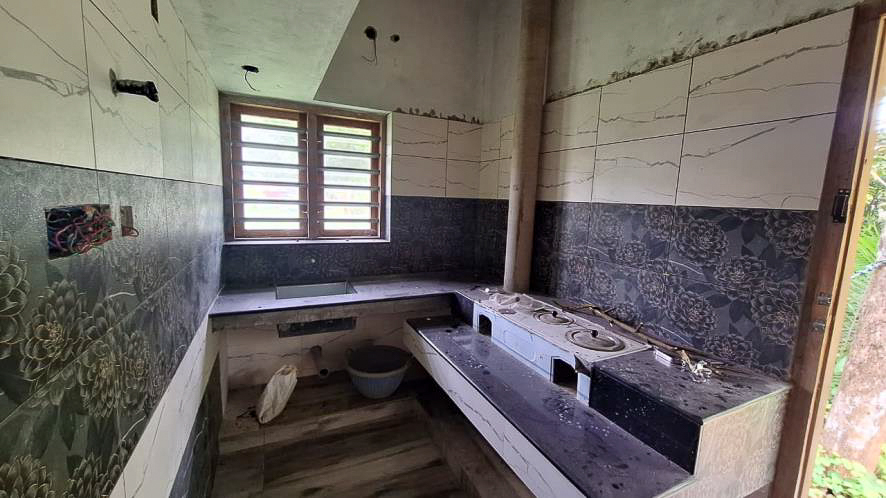 3 BHK Individual House for sale in Lekshmi Bhavan, Mulakuzha Chengannur — photo 4