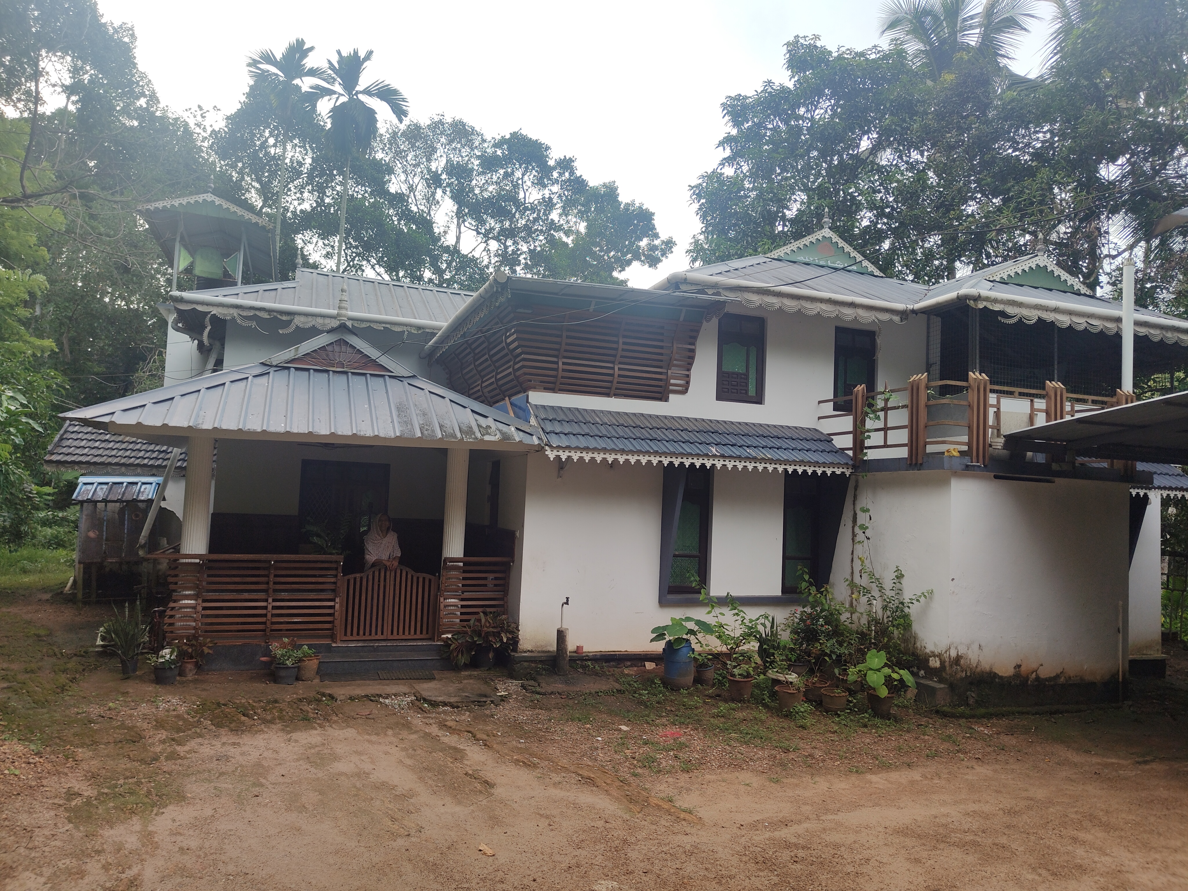 1750 square feet Individual House for sale in Karakulam