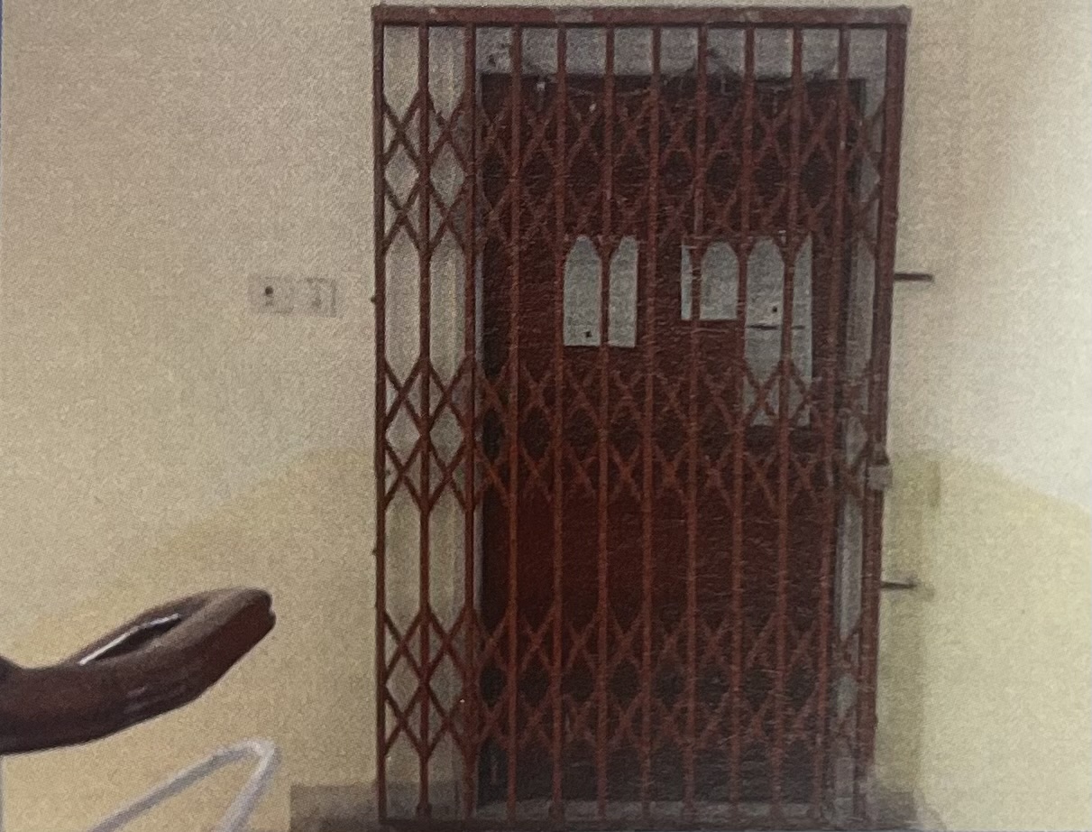 1285 square feet Flat for sale in Kolkata — photo 2